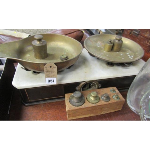 357 - FRENCH MEASURING WEIGHING SCALES WITH BRASS WEIGHTS