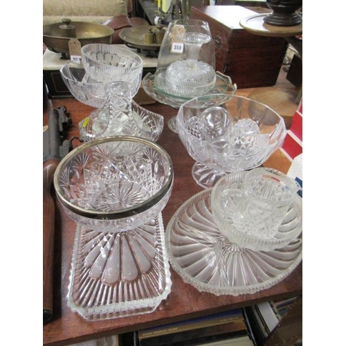 358 - QUANTITY OF GLASS INCLUDING A SILVER RIMMED BOWL