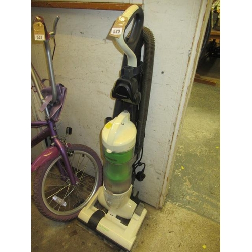 523 - PANASONIC VACUUM CLEANER