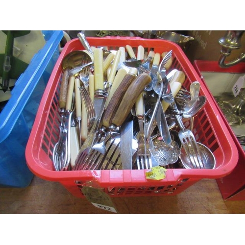 272 - BASKET OF MISCELLANEOUS CUTLERY