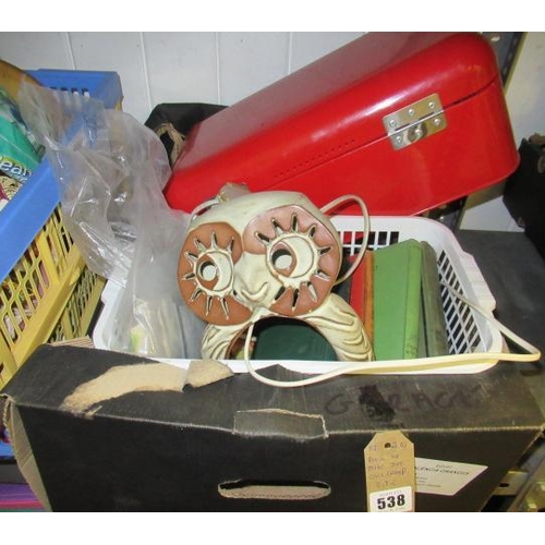 538 - BOX OF MISCELLANEOUS INCLUDING OWL LAMP