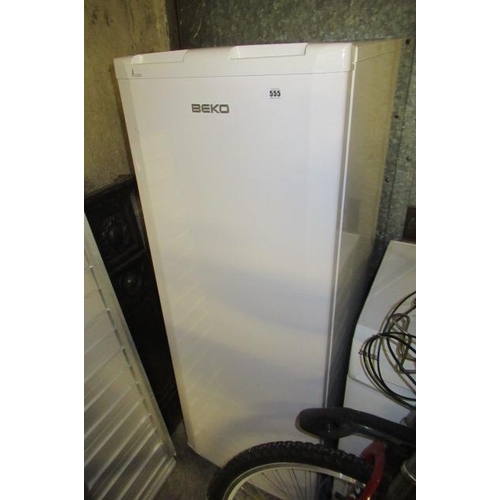 555 - BEKO FRIDGE