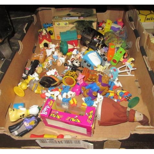 29 - DISNEY AND SNOOPY FIGURES ETC