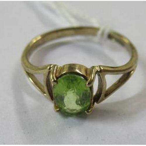 205 - 9CT GOLD PERIDOT RING