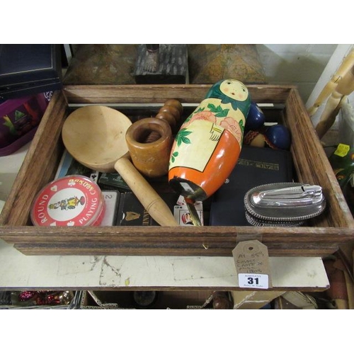 31 - SMALL CRATE OF MISCELLANEOUS ITEMS