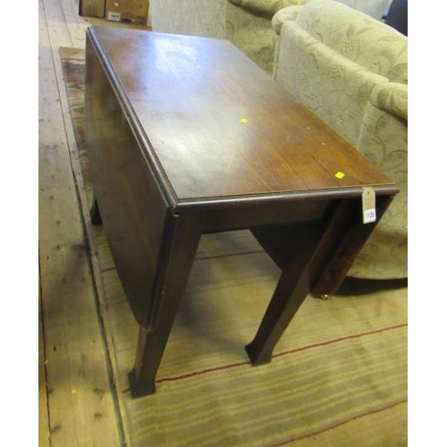 1125 - OAK DROP LEAF TABLE