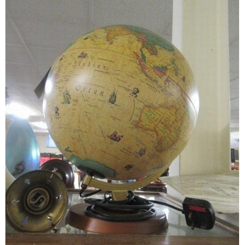 110 - DESK GLOBE