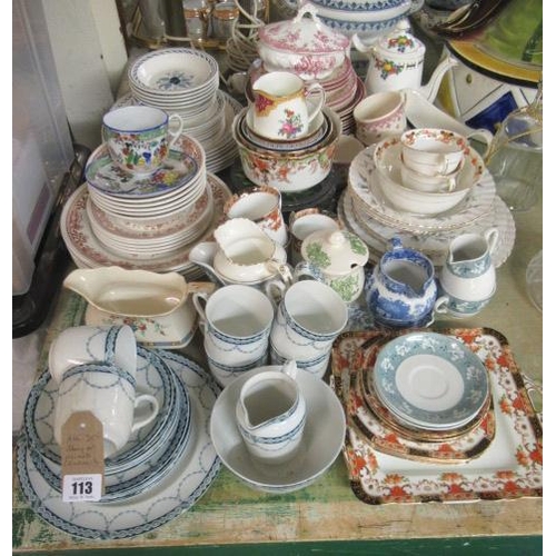 113 - QUANTITY OF MIXED CERAMICS