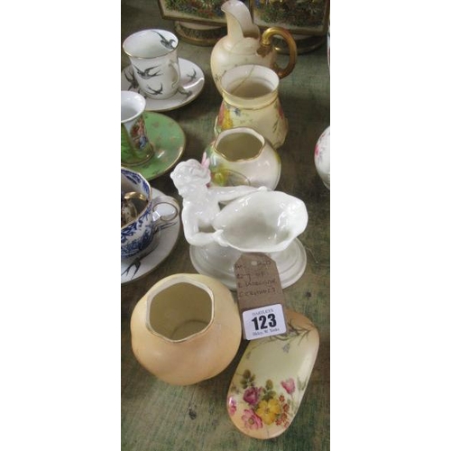 123 - QUANTITY OF ROYAL WORCESTER CERAMICS