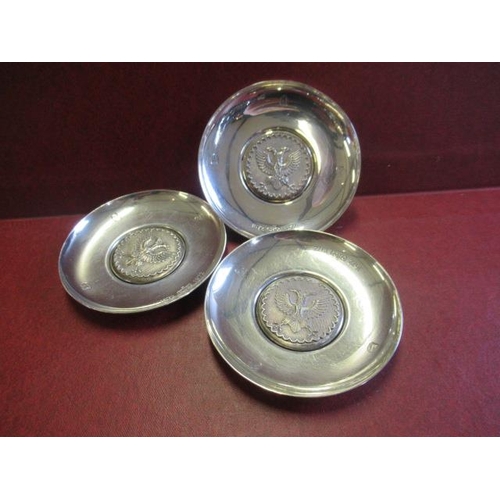 301 - BOXED SET OF THREE HOARE AND Co BANK SILVER DISHES