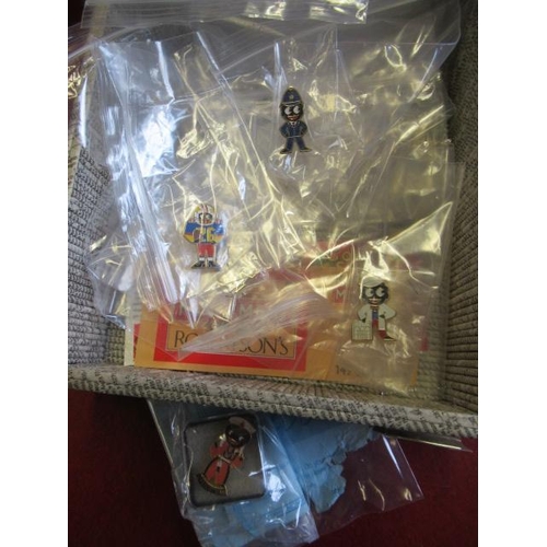 339 - QUANTITY OF ROBERTONS BADGES