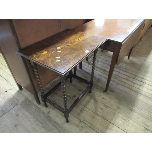 973 - OAK OCCASIONAL TABLE