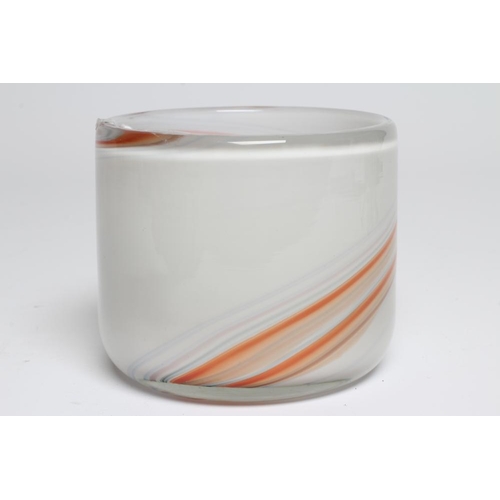 135 - A MALCOLM SUTCLIFFE ART GLASS VASE with etched signature to the base, dated 78, 3 1/2