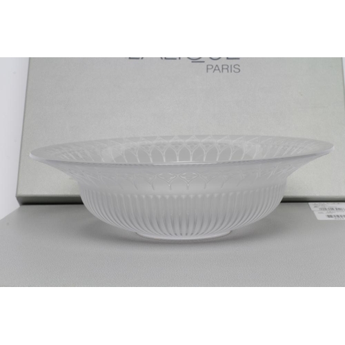 142 - A LALIQUE JAFFA FRUIT PATTERN BOWL, etched signature to the base Lalique France M284, 10