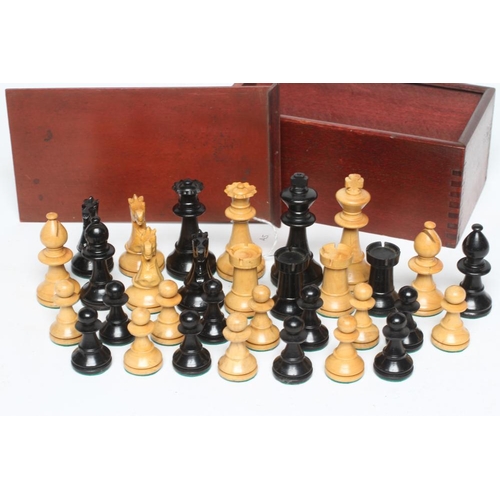 558 - A BOX AND EBONY STAUNTON PATTERN CHESS SET, unmarked, king 2 3/4