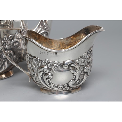 174 - A BACHELOR'S EDWARDIAN SILVER COMPOSITE THREE PIECE TEA SERVICE, maker possibly E G Parker, Birmingh... 