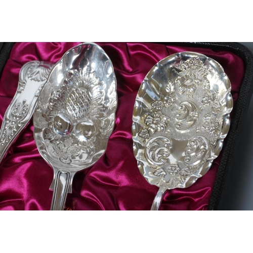 175 - A PAIR OF LATE VICTORIAN SILVER TABLE SPOONS, maker Aldwinkle & Slater, London 1893, in Hanovarian p... 