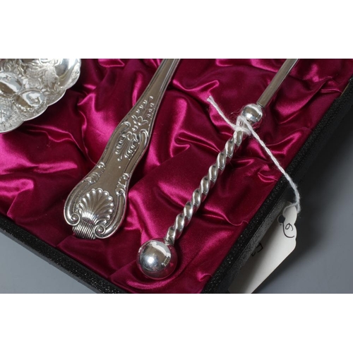 175 - A PAIR OF LATE VICTORIAN SILVER TABLE SPOONS, maker Aldwinkle & Slater, London 1893, in Hanovarian p... 