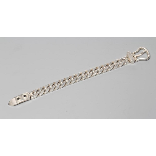 301 - AN HERMES SILVER BRACELET, the flat curb links with buckle clasp, stamped HERMES, Ag 925 A*D (Illust... 