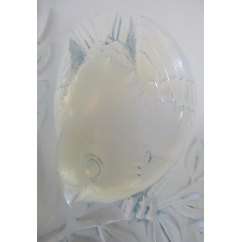 138 - A LALIQUE BAGATELLE PATTERN VASE of flared cylindrical form, the exterior moulded in high relief wit... 