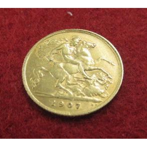 229 - 1907 HALF SOVEREIGN