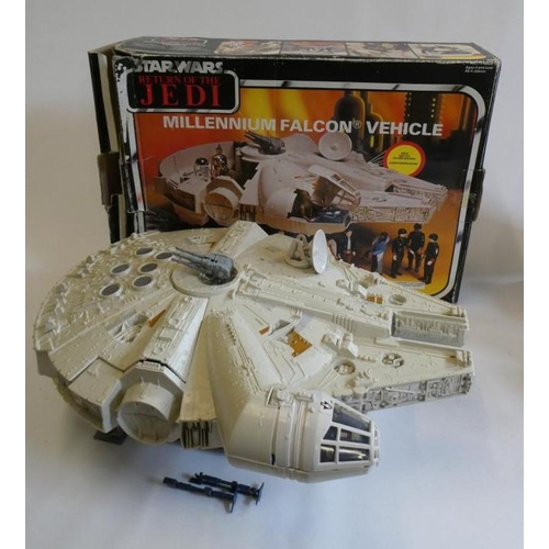 203 - Star Wars Return of the Jedi Millennium Falcon Vehicle, fair