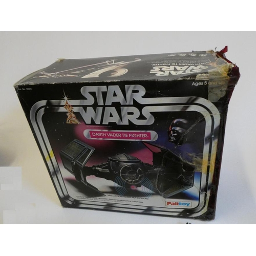 204 - Star Wars Darth Vader Tie Fighter, vehicle good, box af