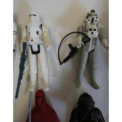 205 - 10 Star Wars figures and accessories, comprising Darth Vader, The Emperor, Emporer's Royal Guard, Im... 