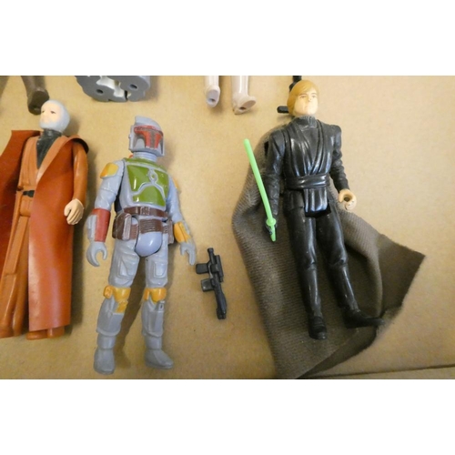 207 - 7 Star Wars figures and accessories, comprising Lando Calrissian, Lando Calrissian (Skiff Guard Disg... 