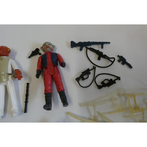 210 - 9 Star Wars figures and accessories, comprising Lobot, Teebo with card, Wicket, Logray, 2 Admiral Ac... 