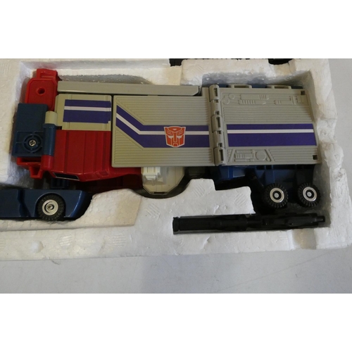 238 - Transformer Optimus Prime, boxed, figure fair, box poor, af