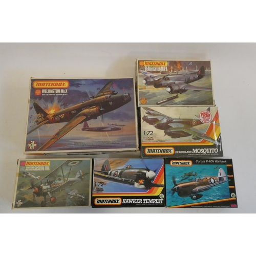 316 - Eighteen 1/72nd scale model aircraft kits by Matchbox including Wellington bomber, Swordfish, Mosqui... 