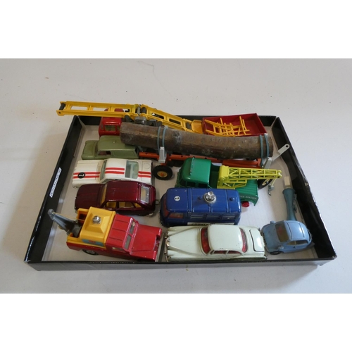 707 - Unboxed Corgi vehicles including Rolls Royce, Land Rover Breakdown service, Britains trailer, Spot o... 