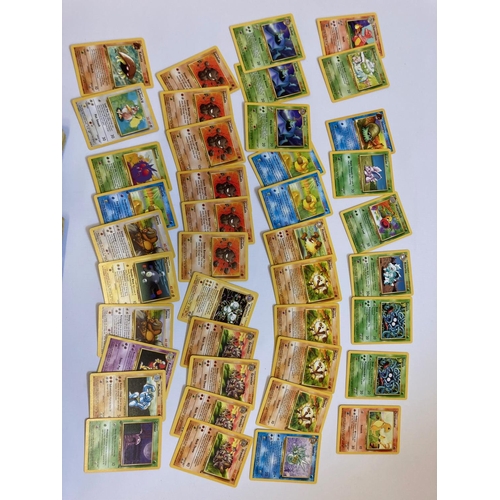 156 - Approximately 593 Pokemon cards, comprising 266 1999 Pokemon, 116 1999-2000 Pokemon, 92 1999 Energy,... 