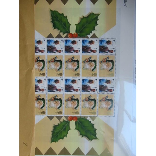 672 - THREE GB SMILER SHEETS INCLUDING CONSIGNA 2001 SHEET