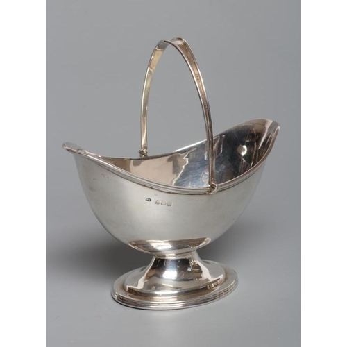 102 - A SILVER SUGAR BASKET, by Fattorini & Sons, Birmingham 1911, of eliptical form on a stepped oval foo... 