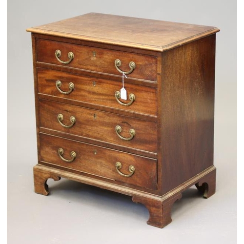 621 - A SMALL MAHOGANY STRAIGHT FRONT CHEST, the moulded edged top over four graduated cock beaded drawers... 