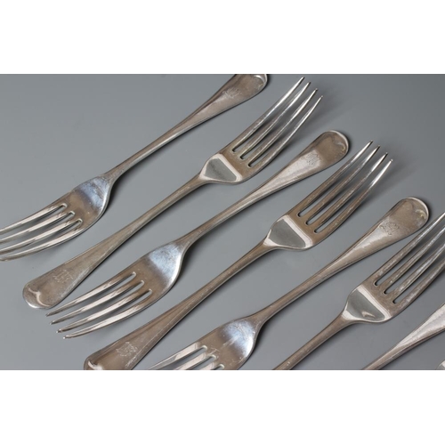 92 - A SET OF TWELVE SILVER TABLE FORKS, by Viners, Sheffield 1931, in Old English pattern, engraved M, 2... 