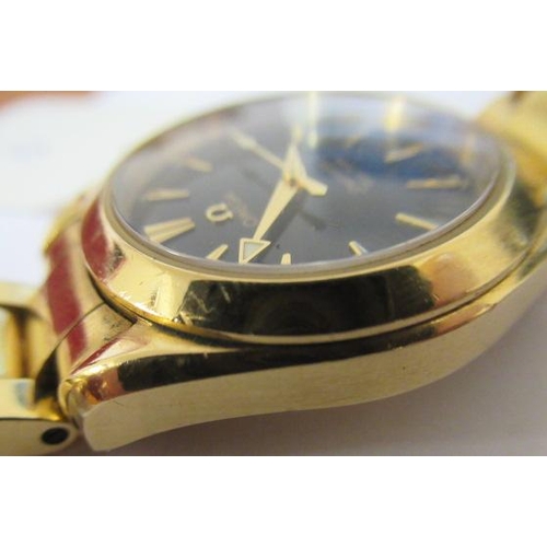 171 - A MID SIZE 18CT GOLD OMEGA SEAMASTER AQUA TERRA WRISTWATCH, the black dial with applied triangular b... 