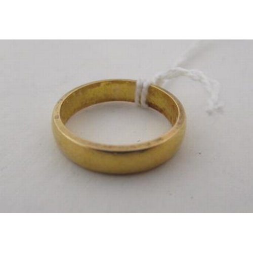 144 - 22CT GOLD WEDDING RING