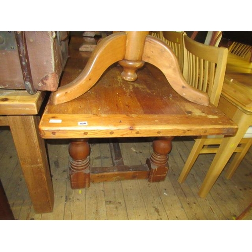 950 - PINE REFECTORY STYLE KITCHEN TABLE