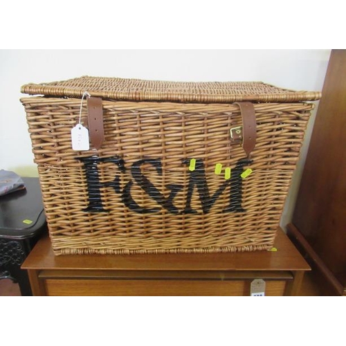 989A - FORTNUM AND MASON WICKER HAMPER AND CHAMPAGNE BOX