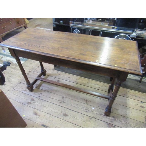 997 - OAK HALL TABLE