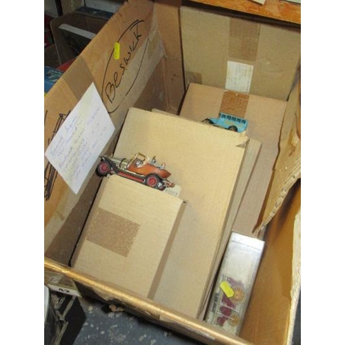 42 - BOX OF COLLECTABLE CARS