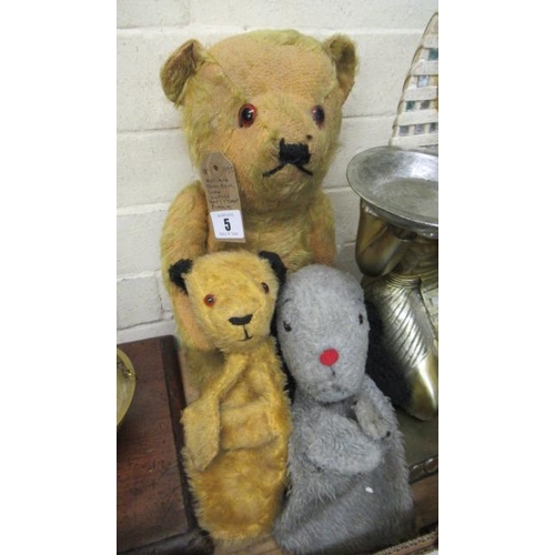 5 - ANTIQUE TEDDY BEAR WITH VINTAGE SOOTY AND SWEEP PUPPETS