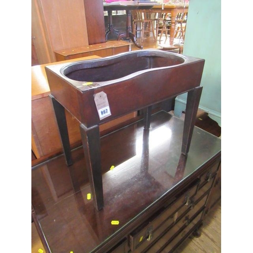 862 - MAHOGANY COMMODE