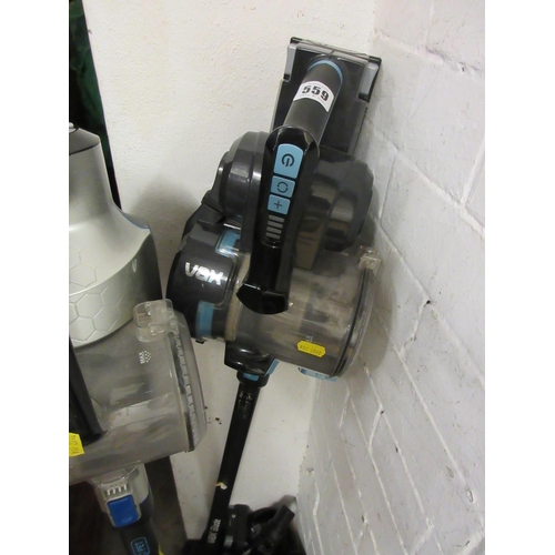 559 - VAX BLADE 24V VACUUM CLEANER