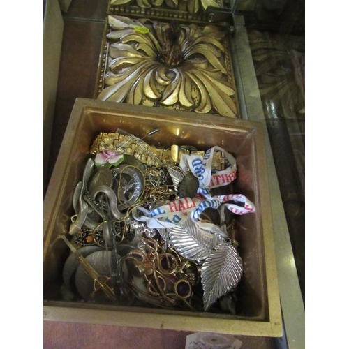 235 - CASKET OF COSTUME JEWELLERY ETC