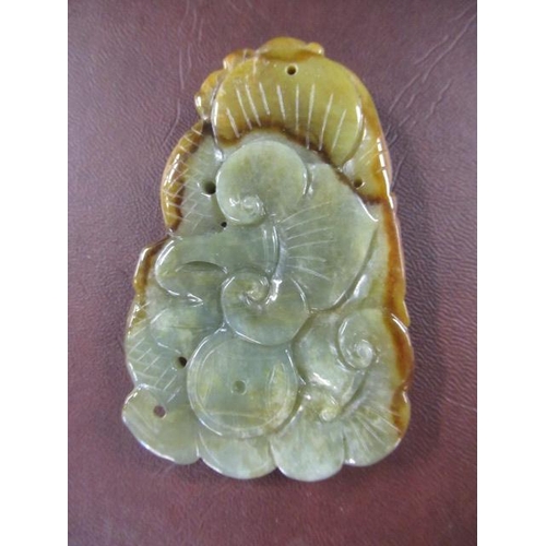 318 - CHINESE JADE PENDANT