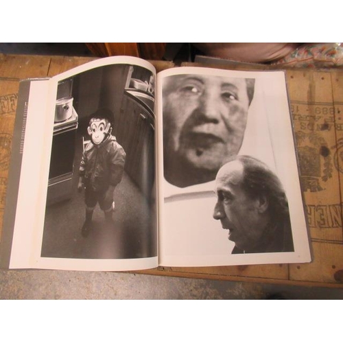 379 - SIGNED LINDA MCARTNEY PHOTOGRAPH BOOK